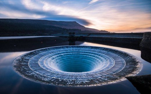 Click to enlarge Lady Bower Reservoir in Derbyshire