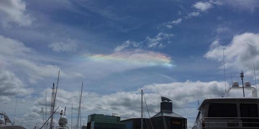 Auckland fire rainbow