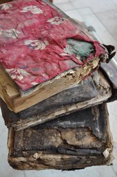 Books manuscripts Yemen
