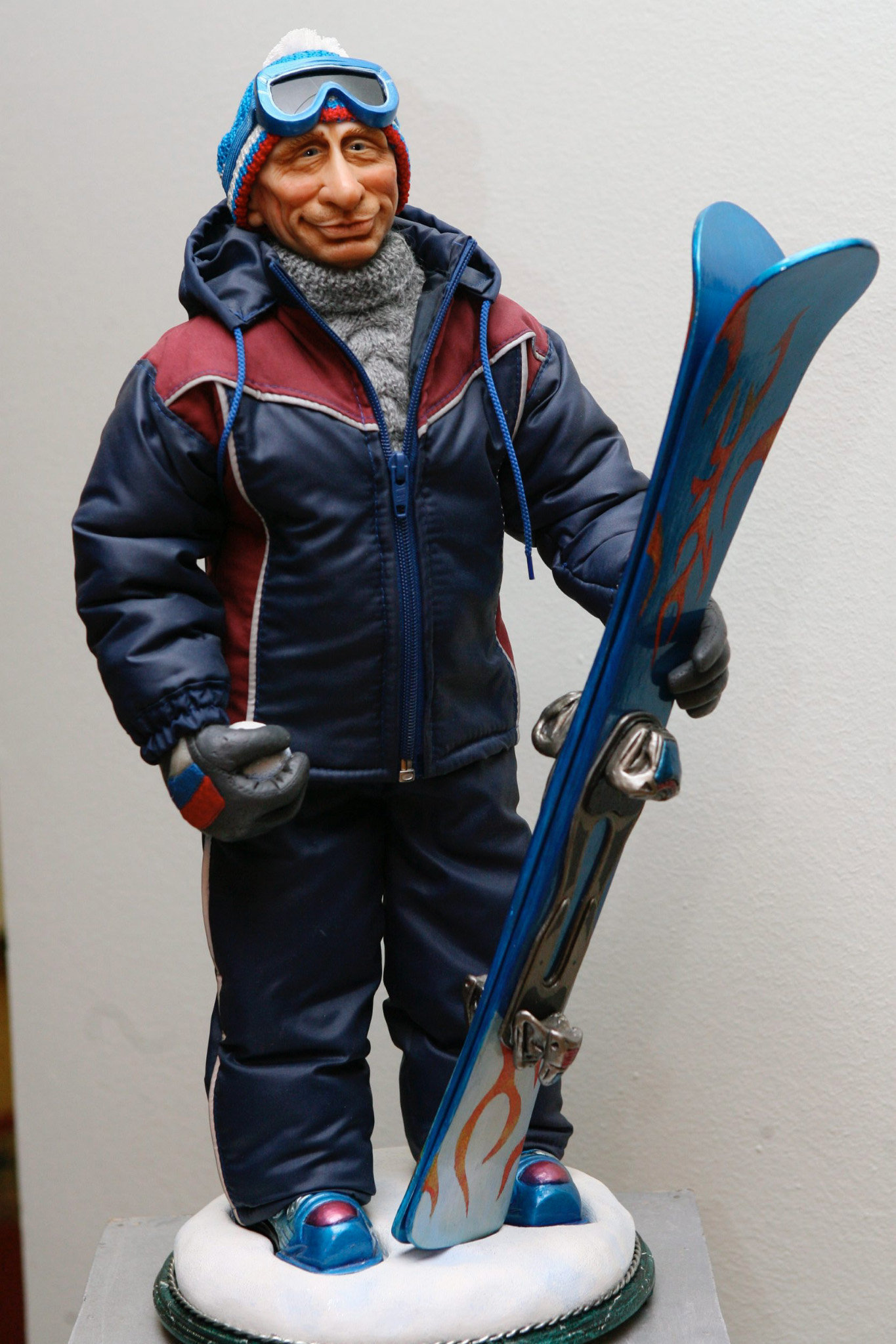 Click to enlarge Putin doll