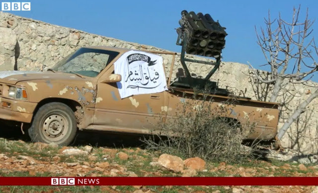 Click to enlarge Faylaq Al-Sham's flag