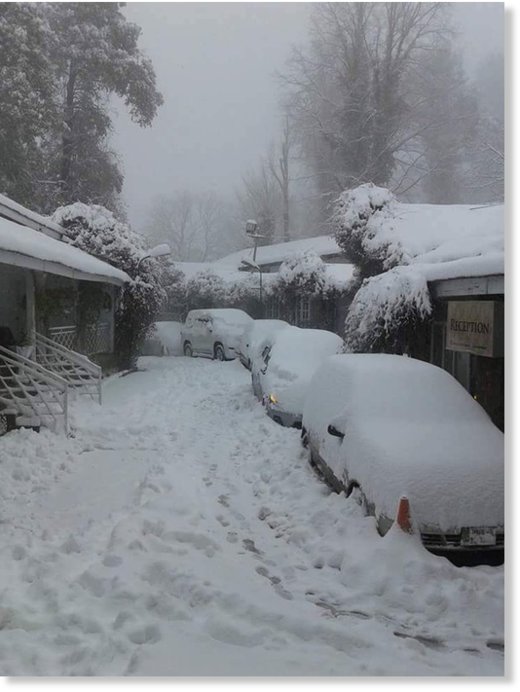 snow fall in Murree 