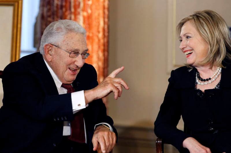 Click to enlarge Kissinger hillary clinton