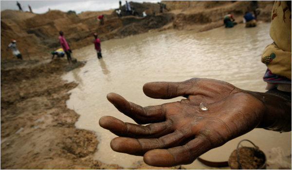 Click to enlarge diamond mining