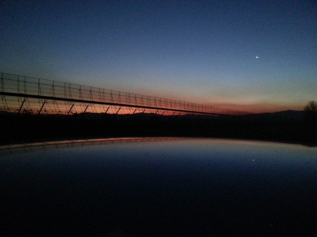 Click to enlarge Molonglo radio telescope