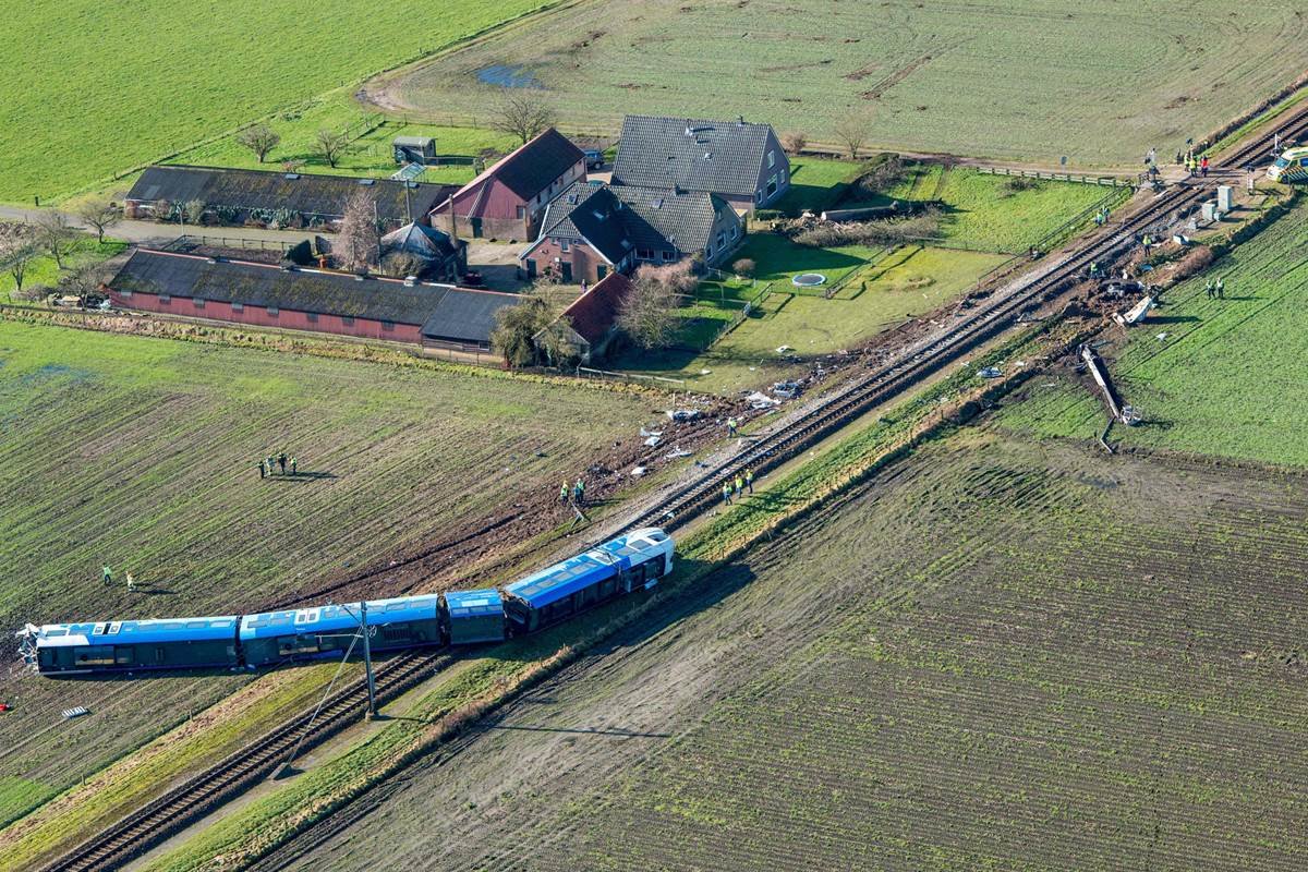 train derailment netherlands
