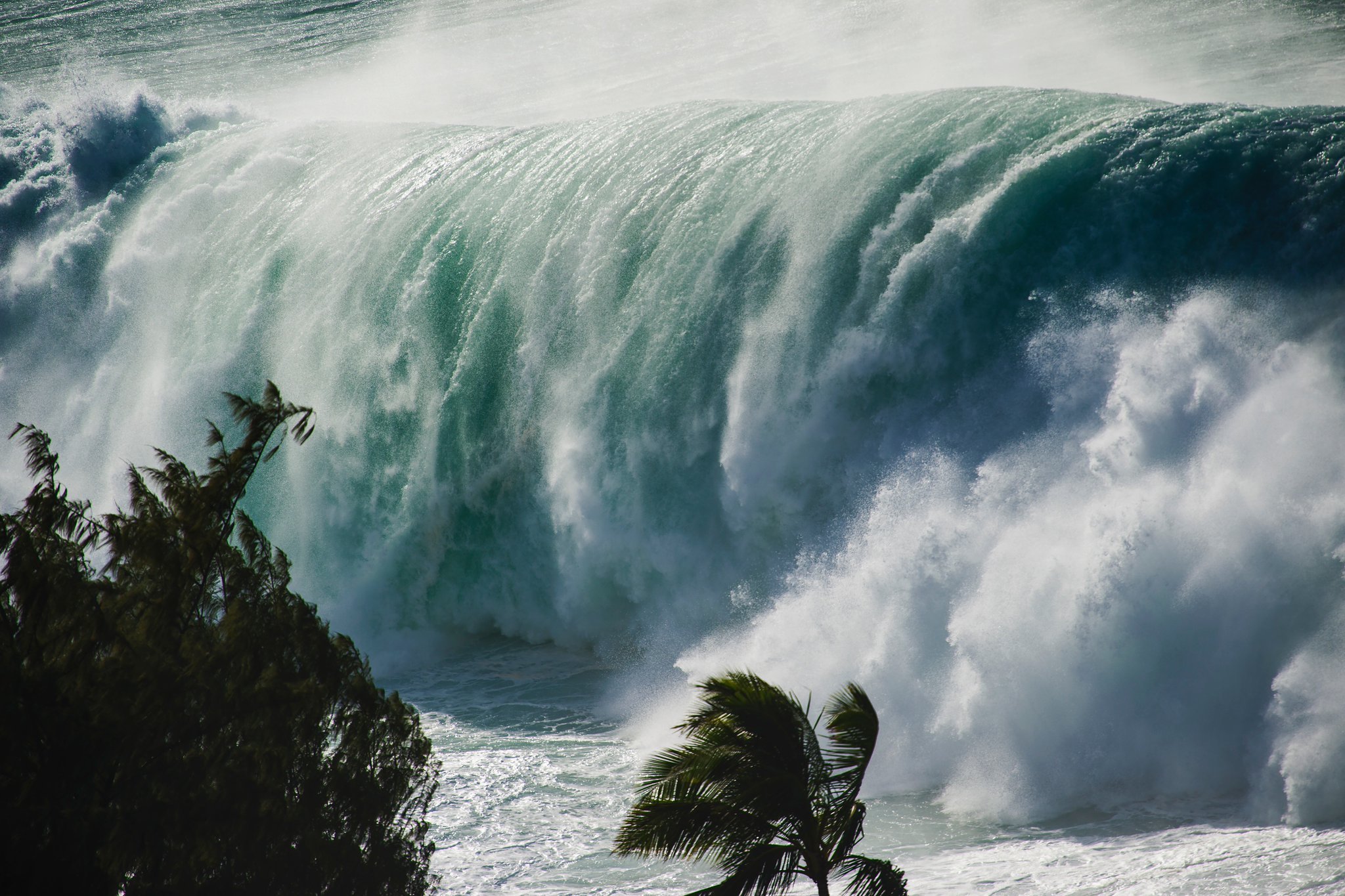 Giant wave