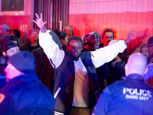 Click to enlarge protest, police
