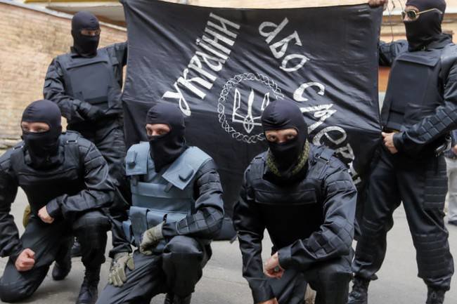 Click to enlarge ukraine nazis