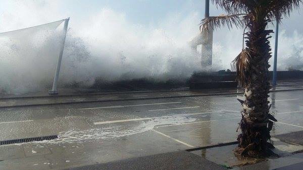 waves Chile