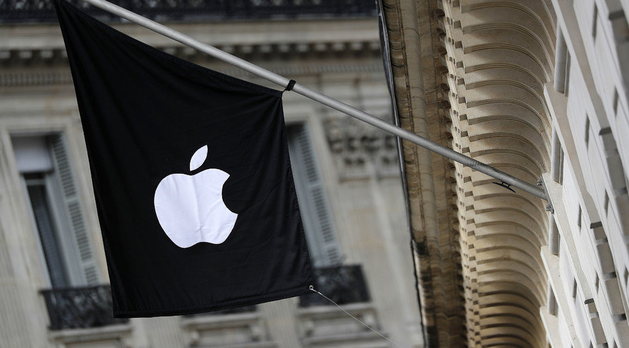 Click to enlarge Apple black flag