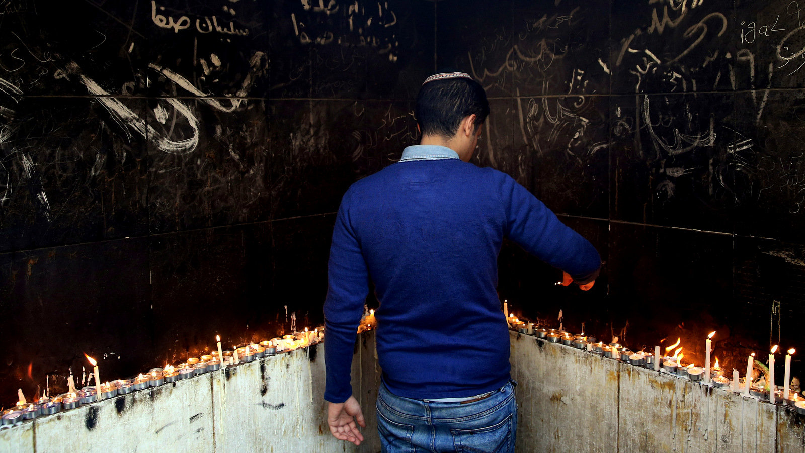 Click to enlarge candle lighting
