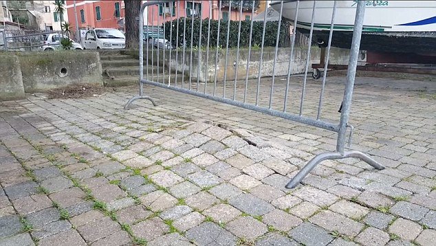 After a few seconds, viewers can hear waves as the pavement begins to lurch upwards before resettling