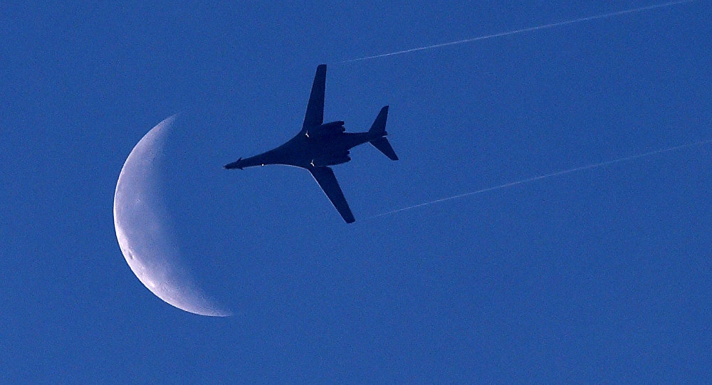 Click to enlarge jet moon