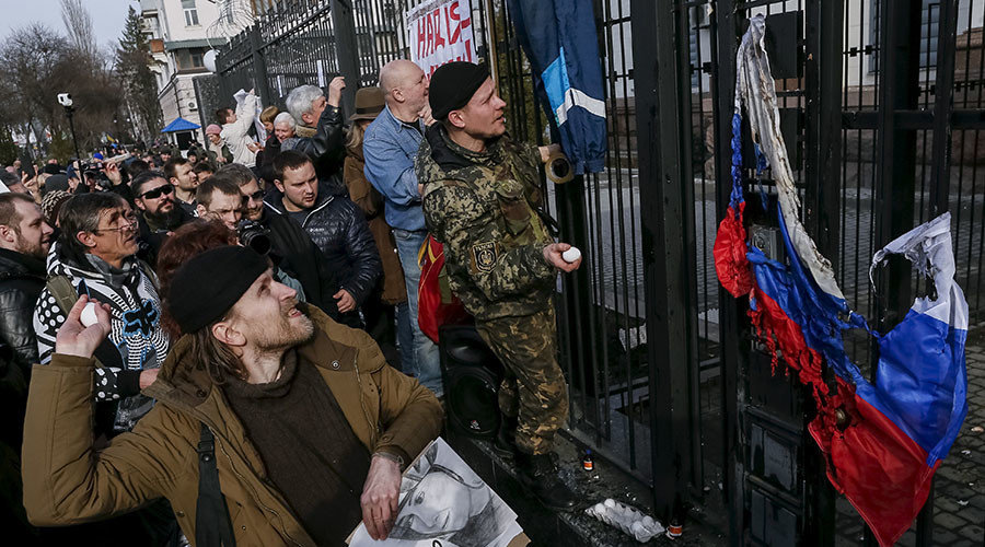 russia embassy kiev protest