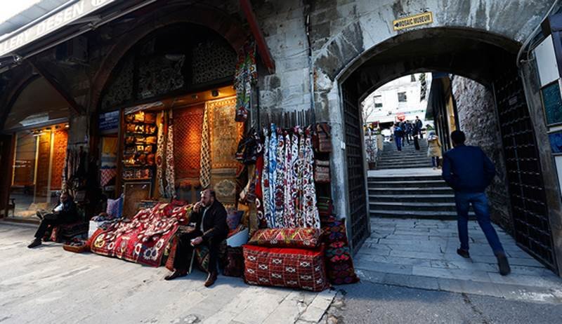 Turkish street market Russia 