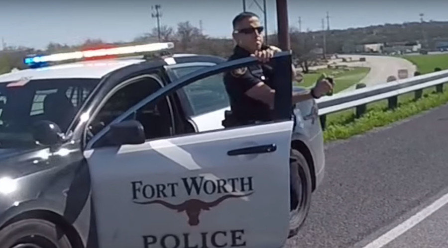 Cop pepper spraying bikers