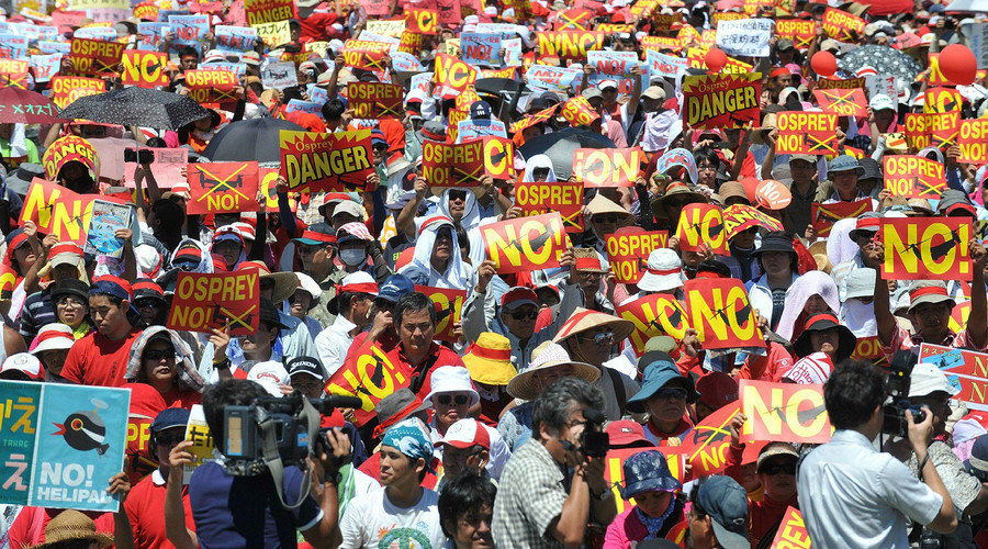 protests japan US military