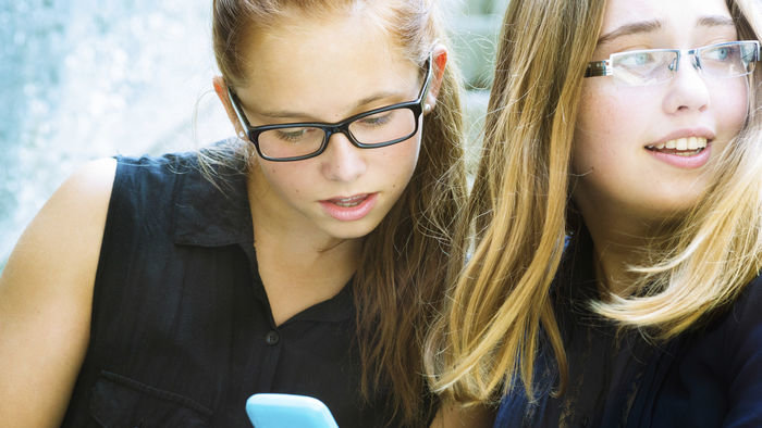 teens using cellphone