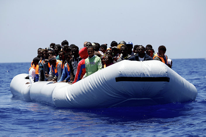 Click to enlarge boat refugees