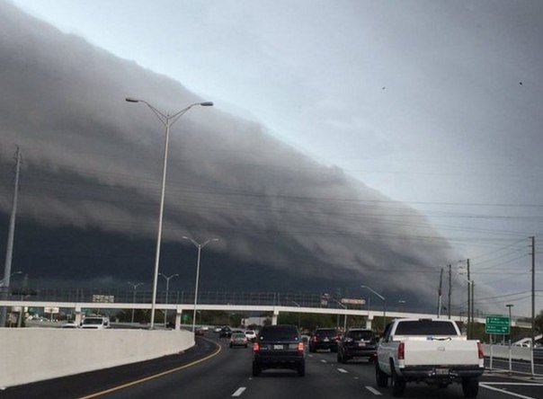 Shelf Cloud