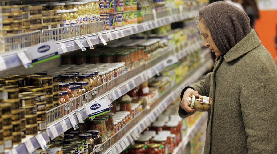 woman Ukraine supermarket
