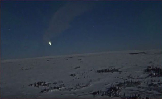 Meteor over Churchill, Manitoba