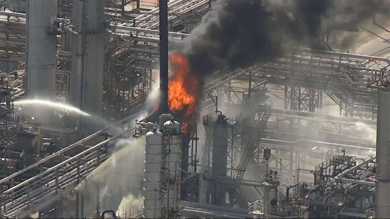 Fire Exxon Mobil refinery Baytown Texas