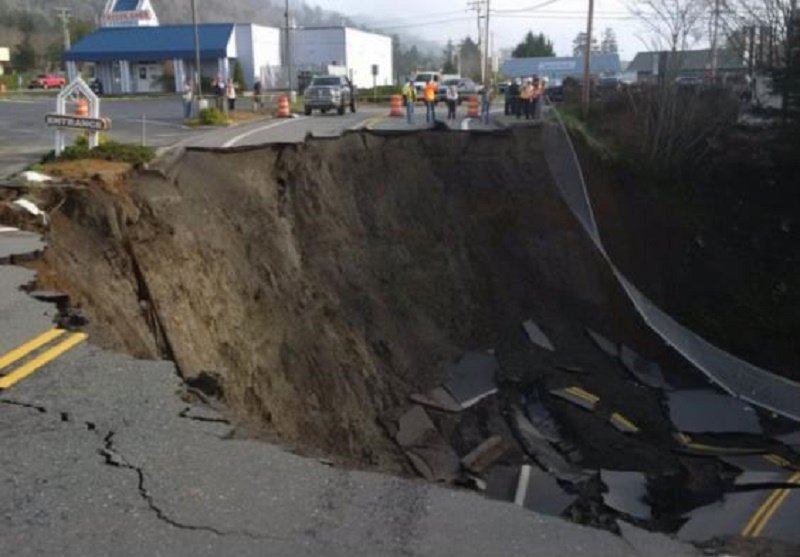 sinkhole, oregon