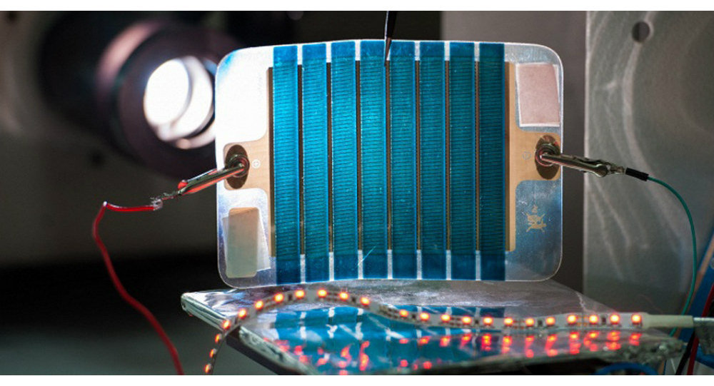 Flexible solar panel
