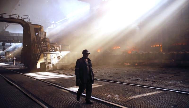 Click to enlarge Ukraine manufacturing