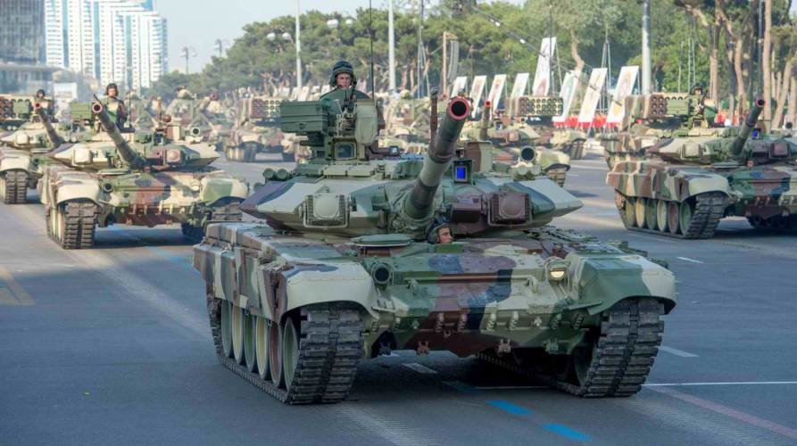 Click to enlarge Russia tanks Armenia Azerbaijan