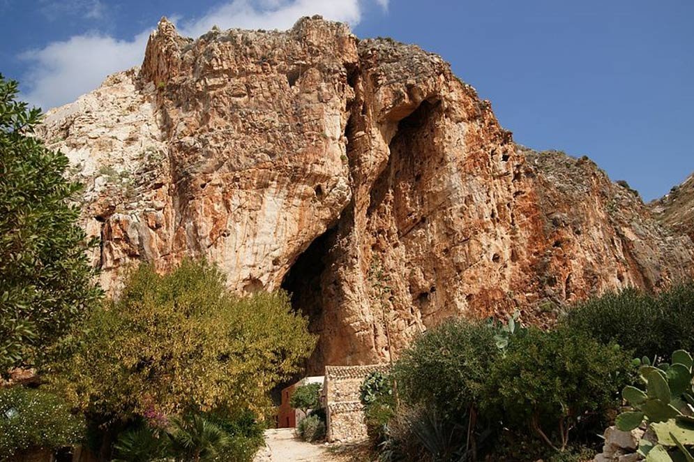 Mangiapane Cave