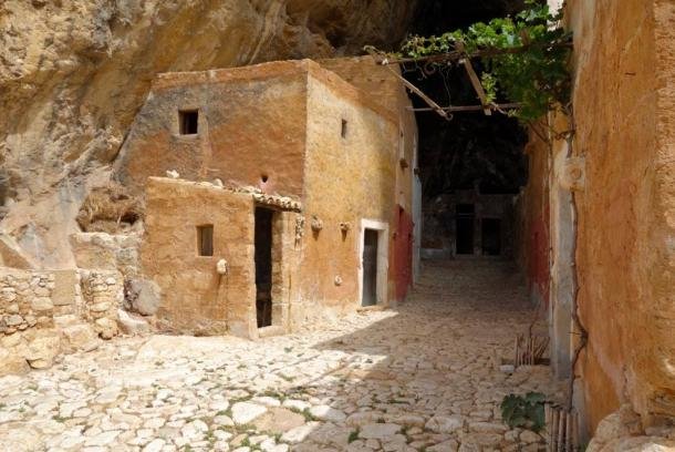 Click to enlarge Mangiapane Cave