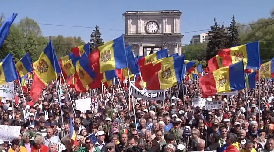 protesters in Chisinau Moldova