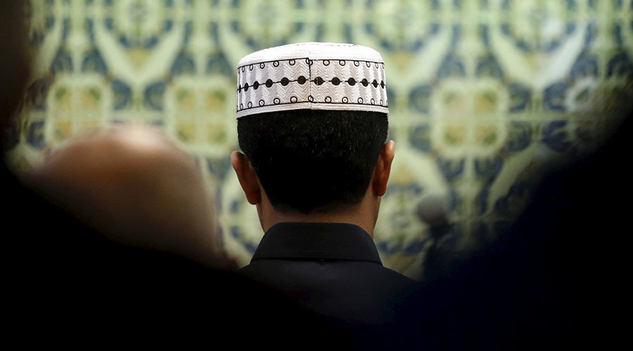 Click to enlarge Muslim man