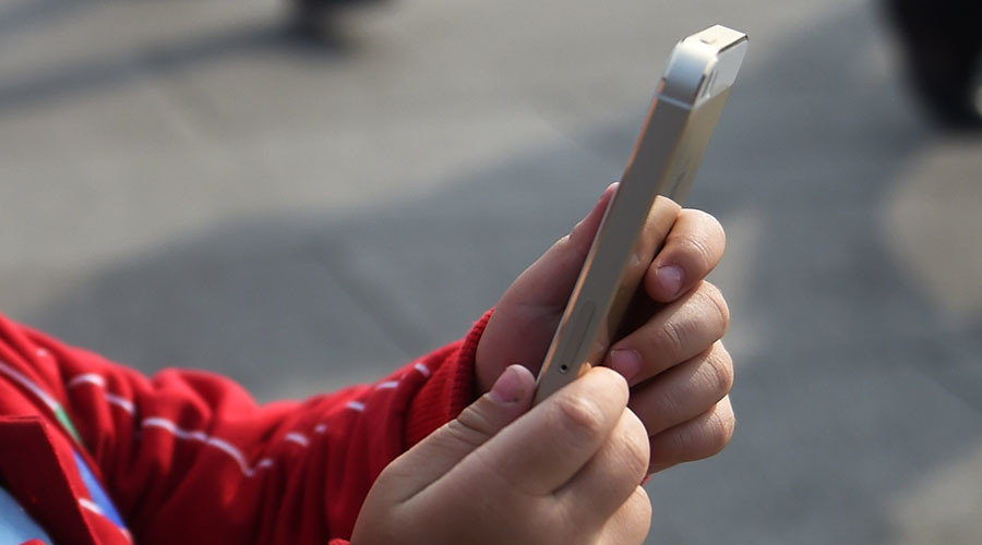 Click to enlarge kids technology, cell phone child