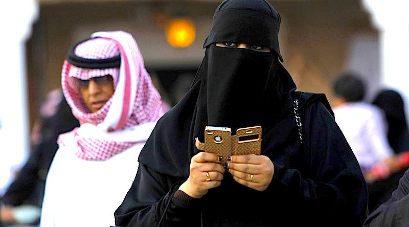 Click to enlarge Saudi cell phones
