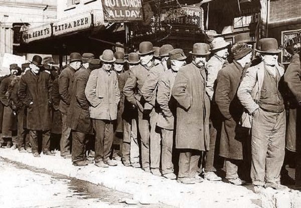 Food line during Great Depression