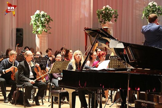 Click to enlarge Valentina Lisitsa