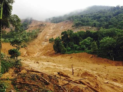 Click to enlarge Sri Lanka landslide