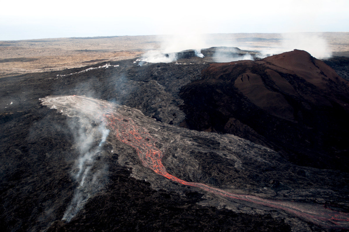  Puʻu ʻŌʻō volcano