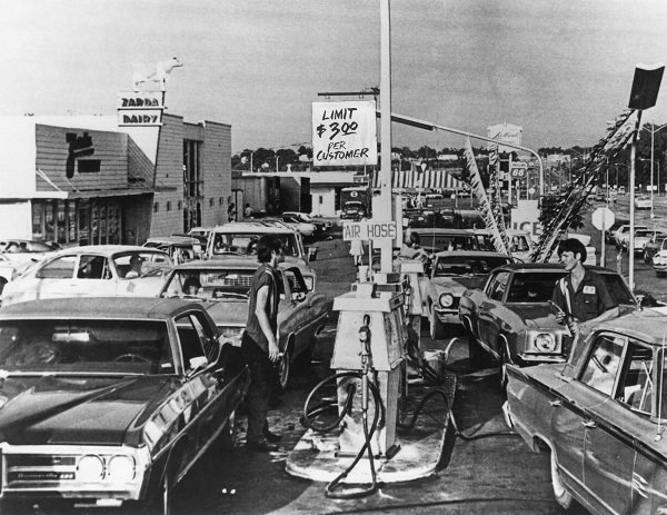 Drivers line up for fuel at a U.S. gas station