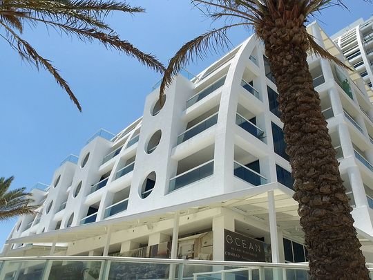 Click to enlarge condo building in Fort Lauderdale