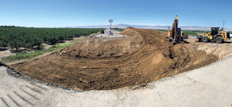 Click to enlarge Tracy sinkhole