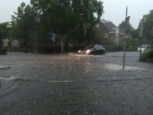 Click to enlarge Flooded streets in Asten, Brabant, 1 June 2016