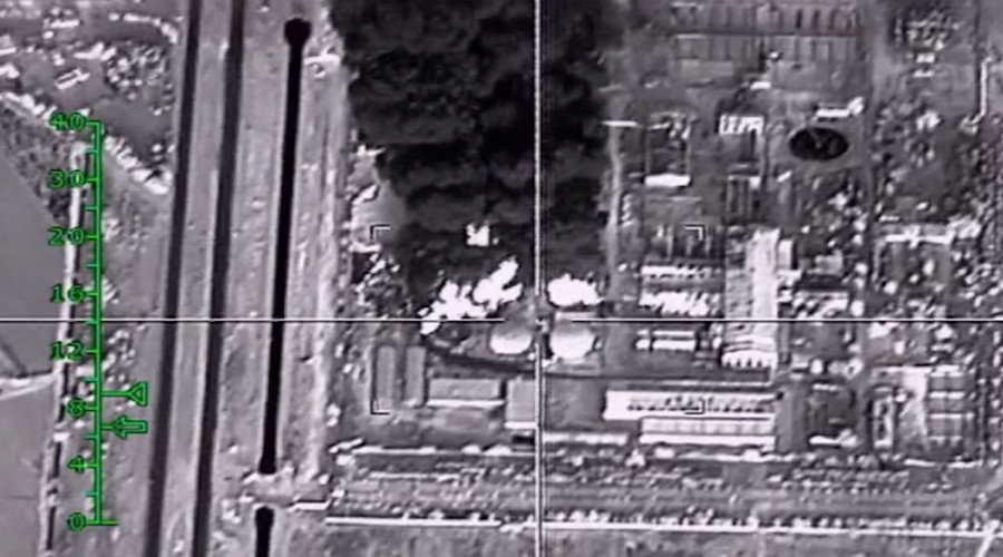 Islamic State oil-refining plant