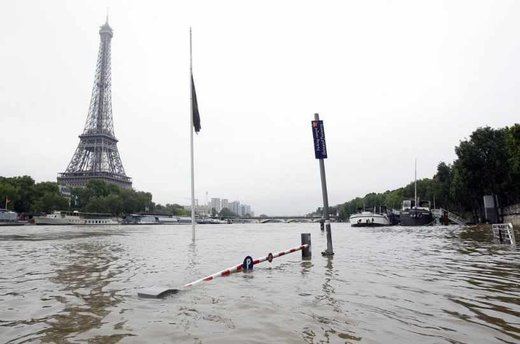 Paris floods June 2016