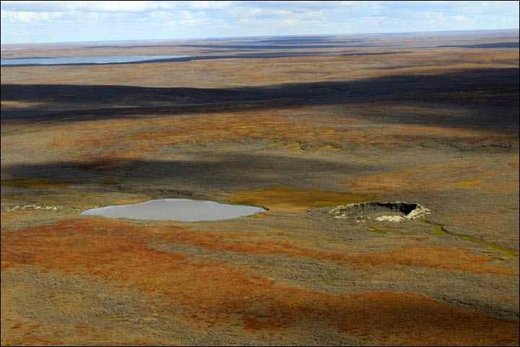 Click to enlarge crater hole in Siberia