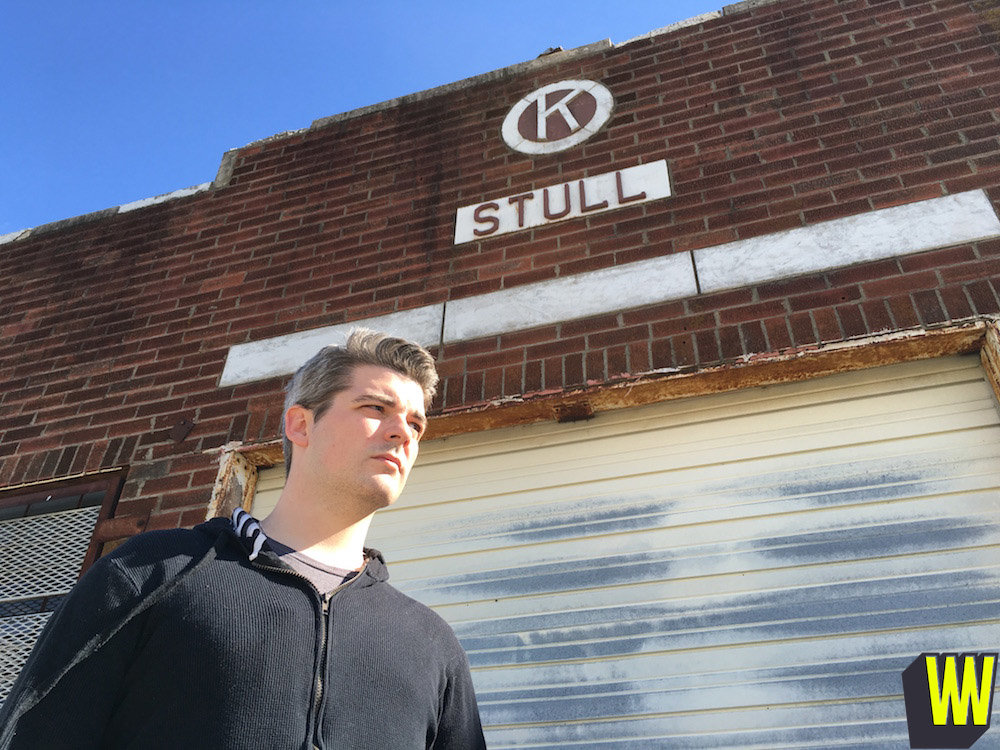 Click to enlarge Man at Stull